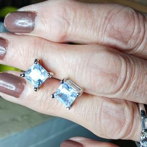 Womans  Earrings CZ Silver Plate